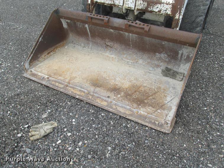 image for item DE3672 Bobcat 751 skid steer