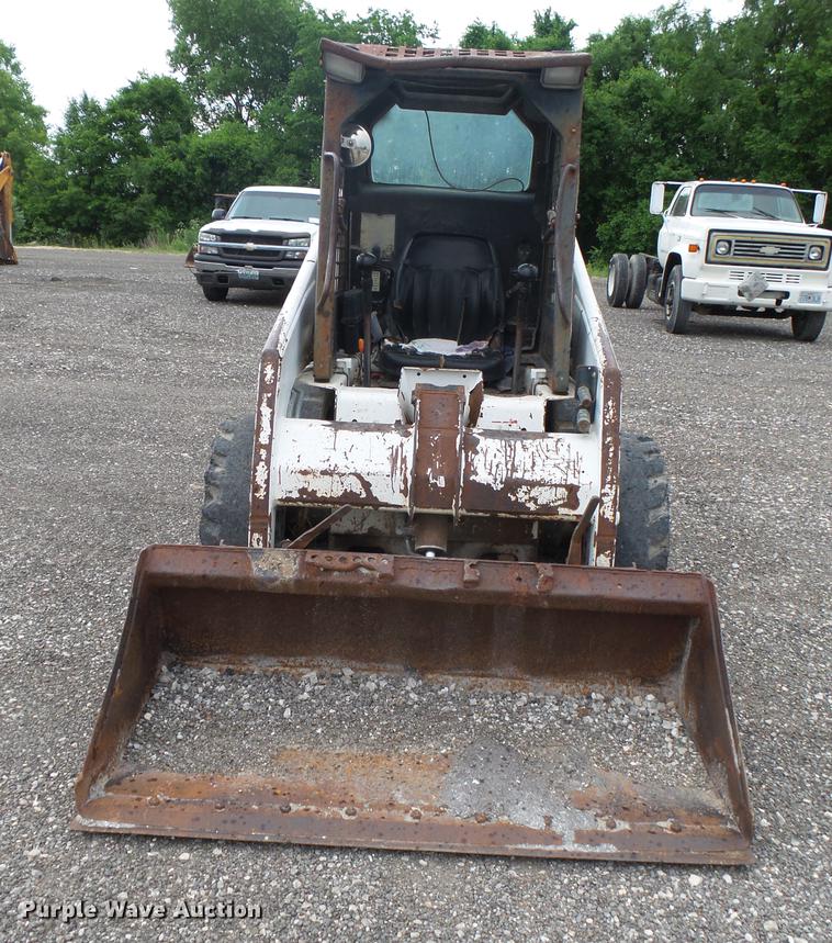 image for item DE3674 1999 Bobcat 751 skid steer