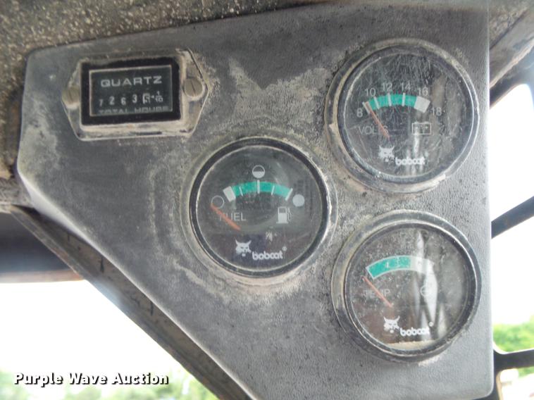 image for item DE3674 1999 Bobcat 751 skid steer