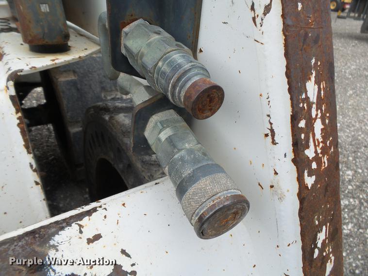 image for item DE3674 1999 Bobcat 751 skid steer