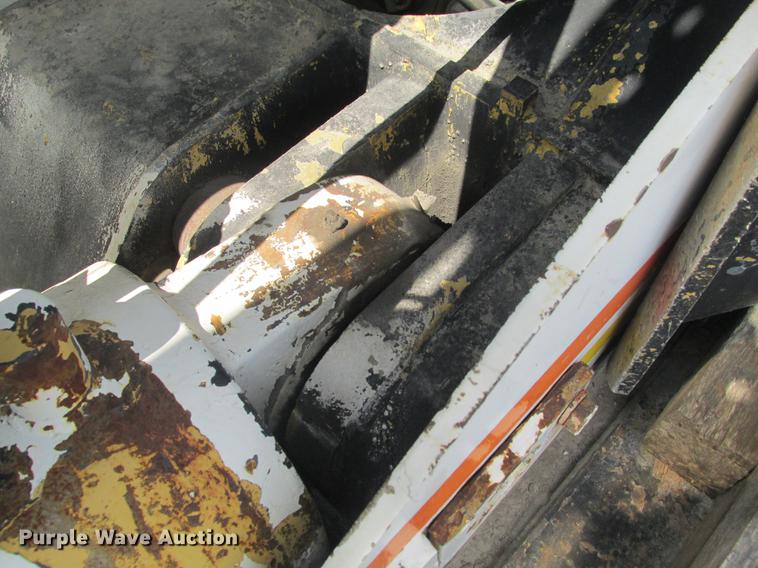 image for item DE3677 P & H T600XL truck crane