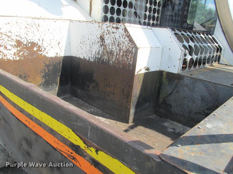 image for item DE3677 P & H T600XL truck crane