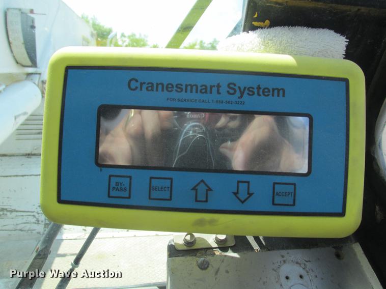 image for item DE3677 P & H T600XL truck crane