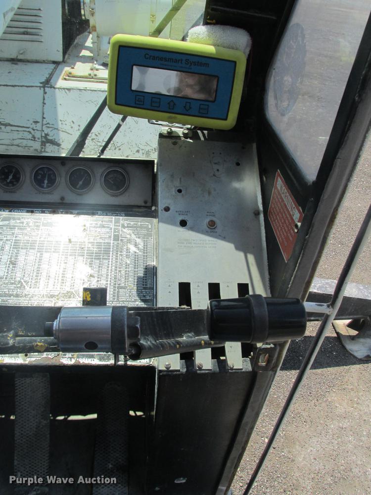 image for item DE3677 P & H T600XL truck crane