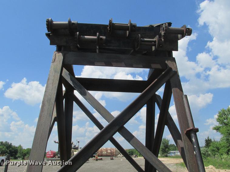 image for item DE3677 P & H T600XL truck crane