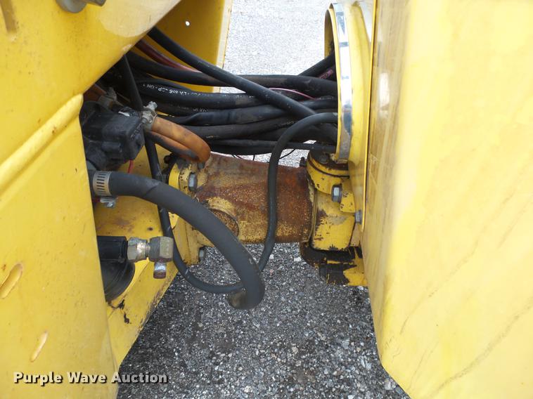 image for item DE3678 1995 Bomag BW120AD-3 double drum vibratory roller