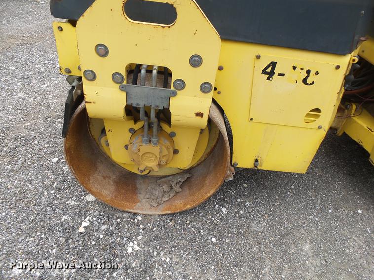 image for item DE3678 1995 Bomag BW120AD-3 double drum vibratory roller