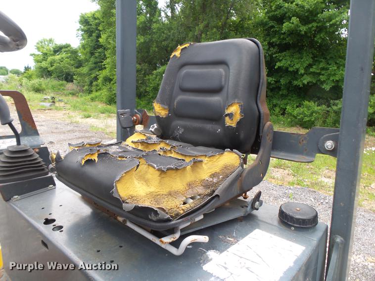 image for item DE3678 1995 Bomag BW120AD-3 double drum vibratory roller