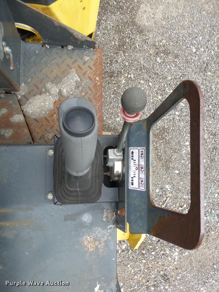 image for item DE3678 1995 Bomag BW120AD-3 double drum vibratory roller