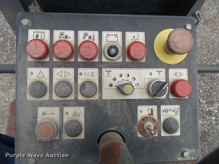 image for item DE3678 1995 Bomag BW120AD-3 double drum vibratory roller