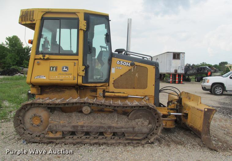 image for item DE3679 2002 John Deere 650H LGP dozer