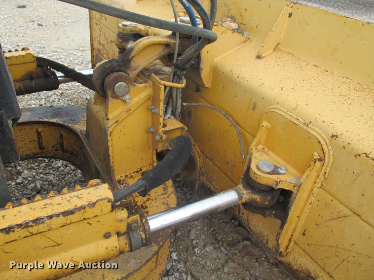 image for item DE3679 2002 John Deere 650H LGP dozer