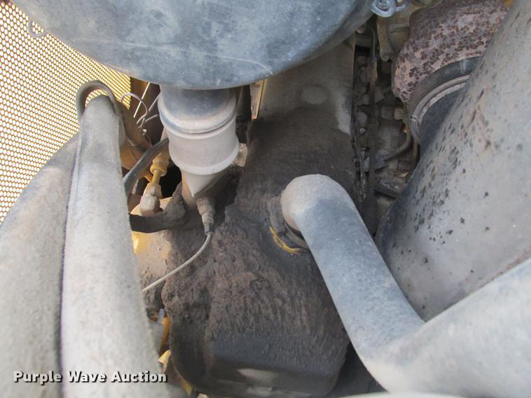 image for item DE3679 2002 John Deere 650H LGP dozer