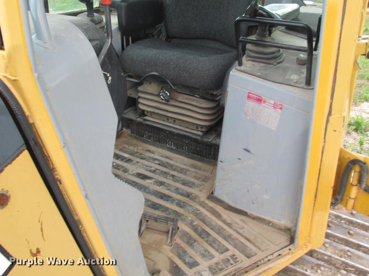 image for item DE3679 2002 John Deere 650H LGP dozer
