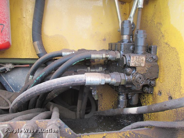 image for item DE3679 2002 John Deere 650H LGP dozer