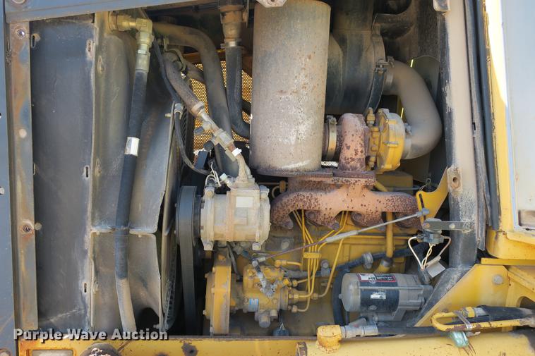 image for item DE3679 2002 John Deere 650H LGP dozer