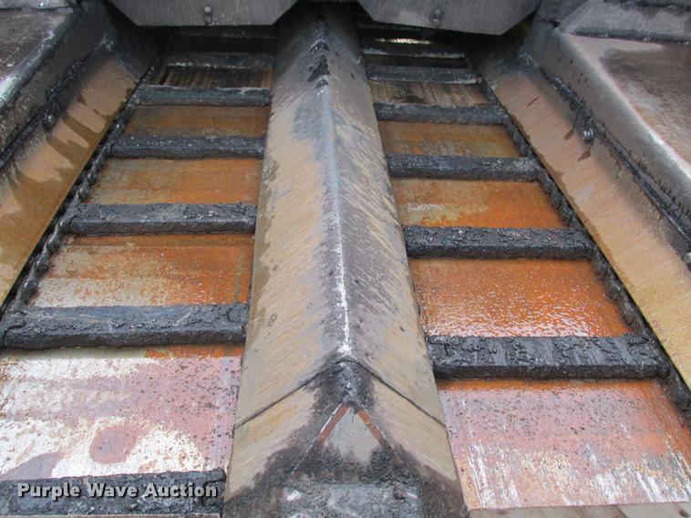 image for item DE3680 Cedarapids CR462 paver