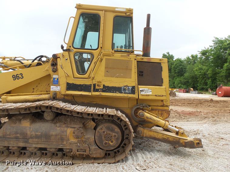image for item DE3681 1993 Caterpillar 963 track loader