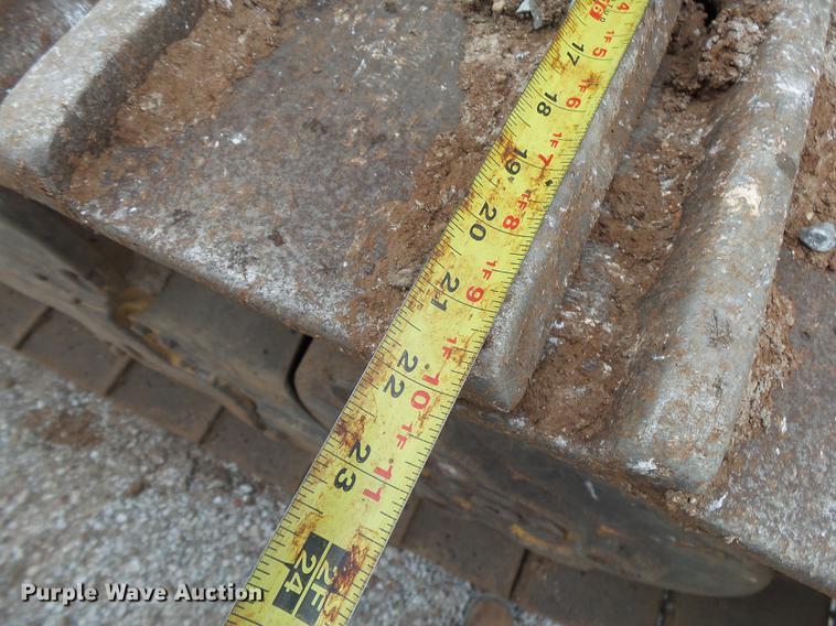 image for item DE3681 1993 Caterpillar 963 track loader