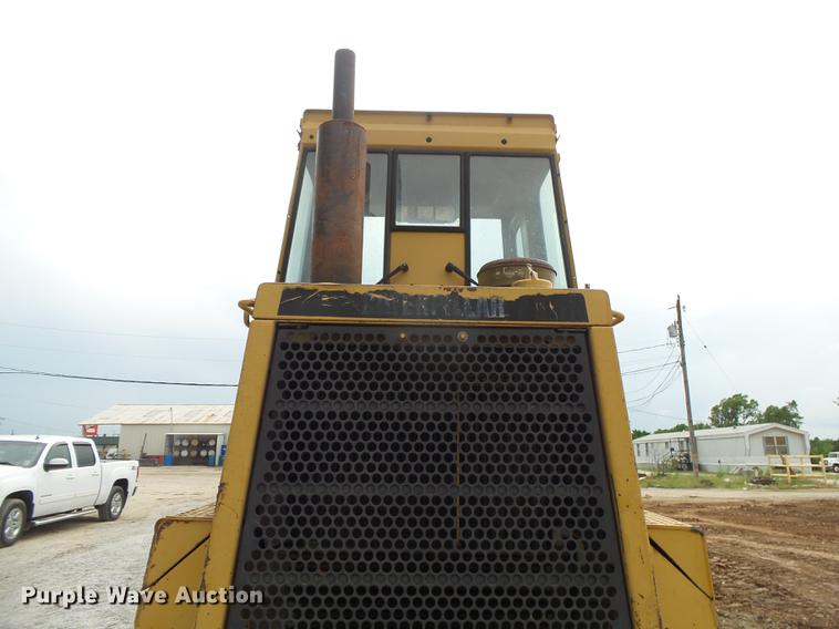 image for item DE3681 1993 Caterpillar 963 track loader