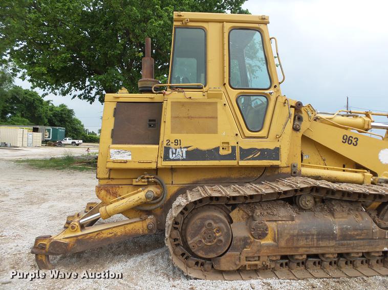 image for item DE3681 1993 Caterpillar 963 track loader