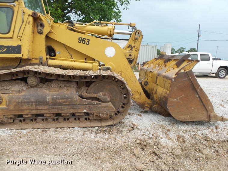 image for item DE3681 1993 Caterpillar 963 track loader