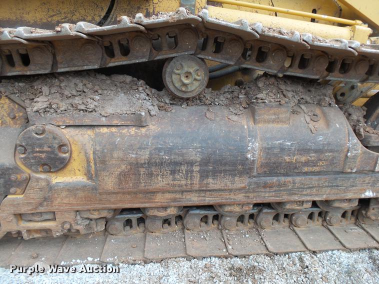 image for item DE3681 1993 Caterpillar 963 track loader
