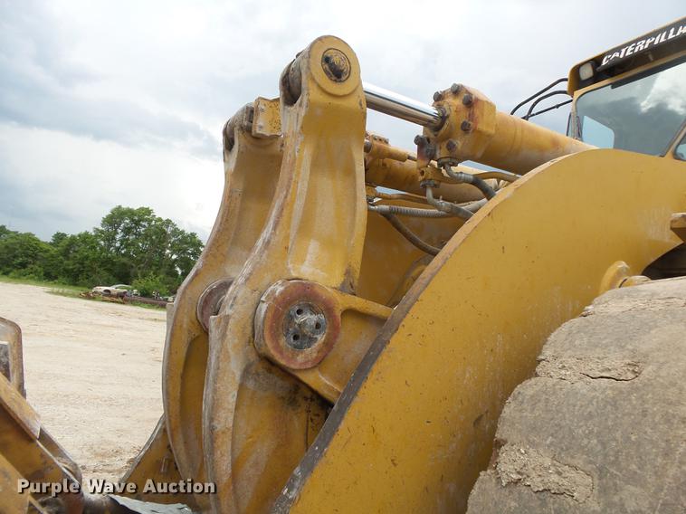 image for item DE3683 1997 Caterpillar 988F Series II wheel loader