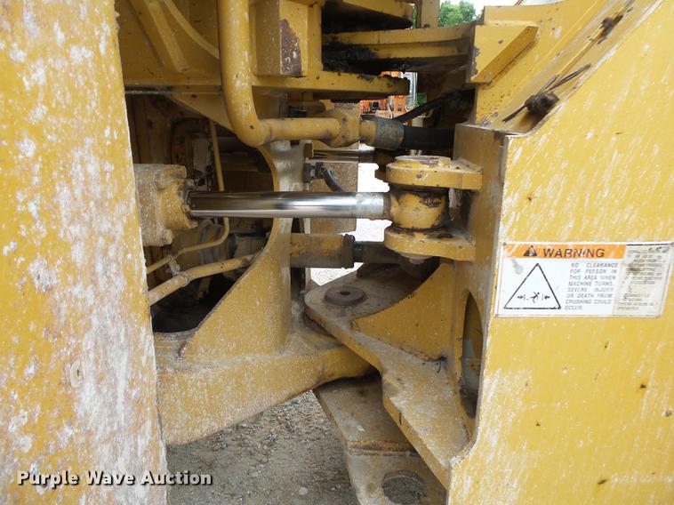 image for item DE3683 1997 Caterpillar 988F Series II wheel loader