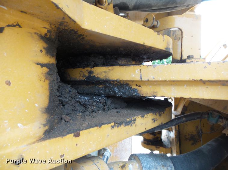 image for item DE3683 1997 Caterpillar 988F Series II wheel loader