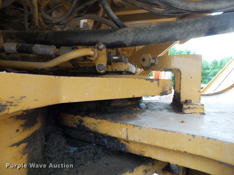 image for item DE3683 1997 Caterpillar 988F Series II wheel loader