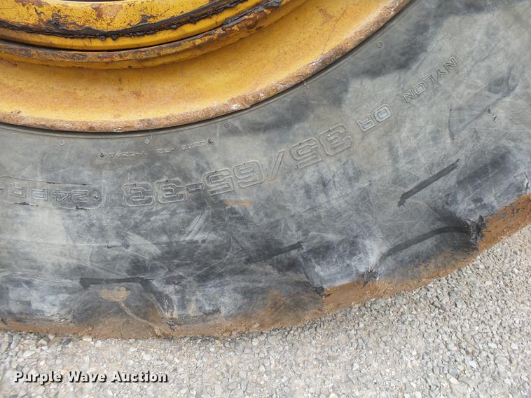 image for item DE3683 1997 Caterpillar 988F Series II wheel loader