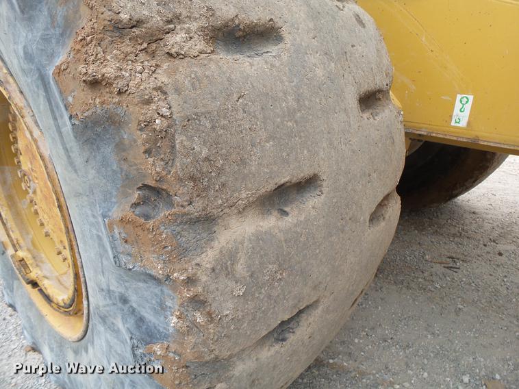 image for item DE3683 1997 Caterpillar 988F Series II wheel loader