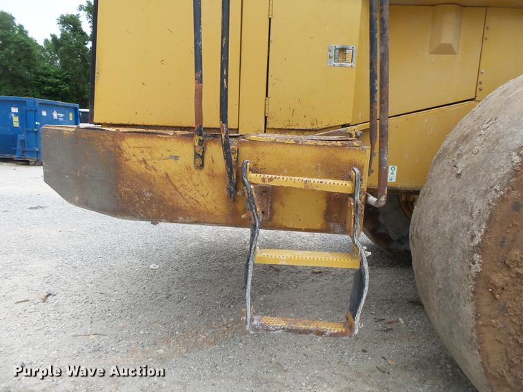 image for item DE3683 1997 Caterpillar 988F Series II wheel loader