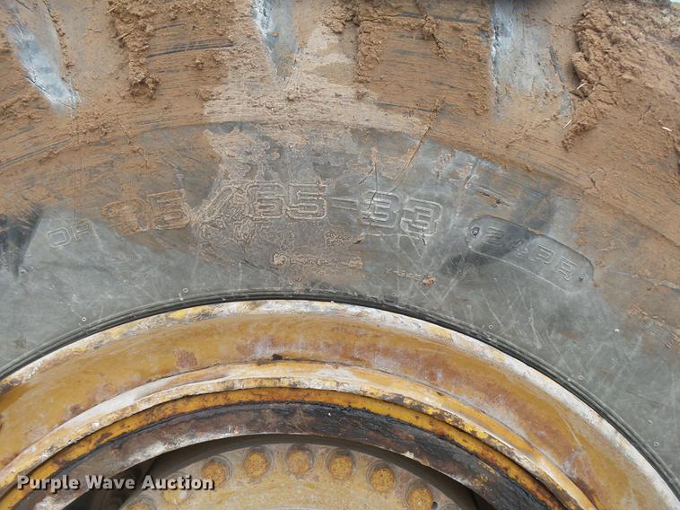 image for item DE3683 1997 Caterpillar 988F Series II wheel loader