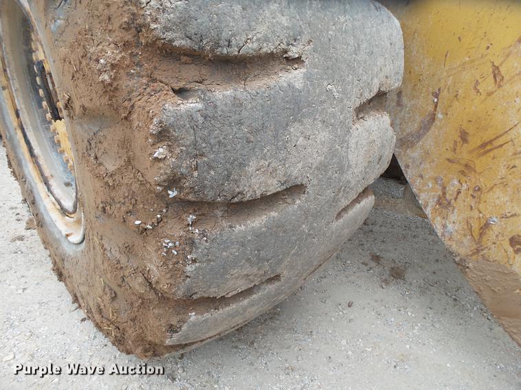 image for item DE3683 1997 Caterpillar 988F Series II wheel loader
