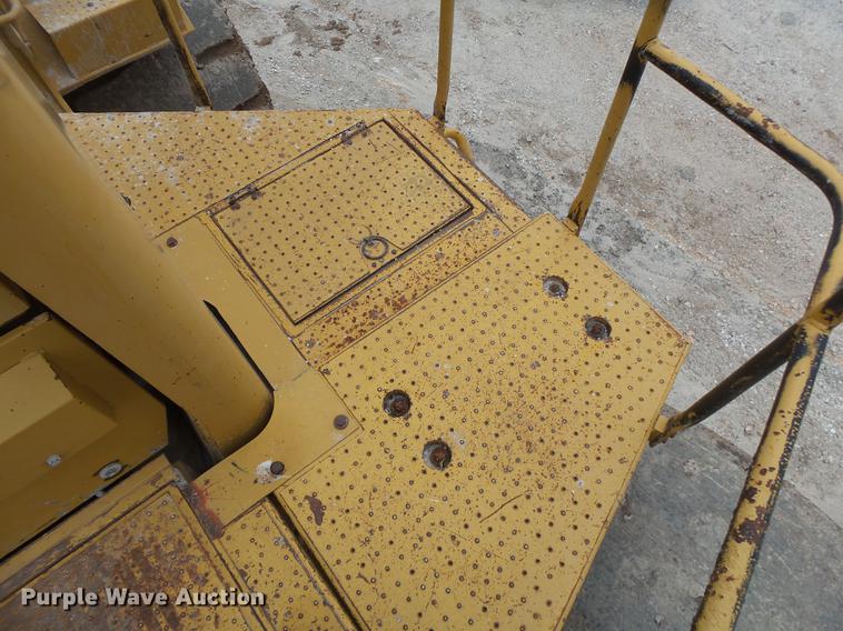 image for item DE3683 1997 Caterpillar 988F Series II wheel loader