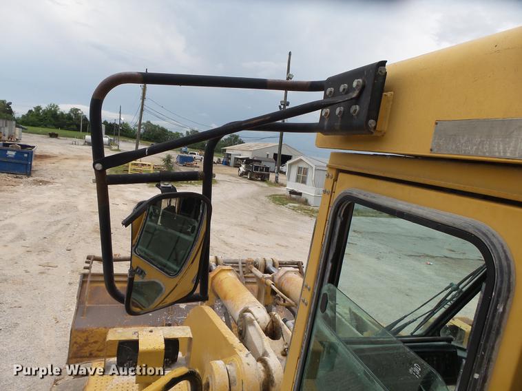 image for item DE3683 1997 Caterpillar 988F Series II wheel loader