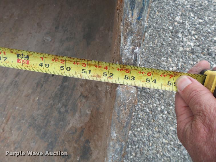 image for item DE3684 2000 Hitachi EX330LC excavator