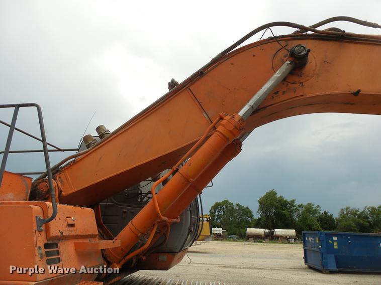 image for item DE3684 2000 Hitachi EX330LC excavator