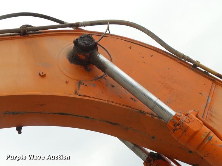 image for item DE3684 2000 Hitachi EX330LC excavator