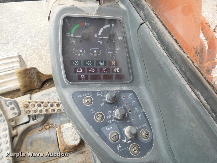 image for item DE3684 2000 Hitachi EX330LC excavator