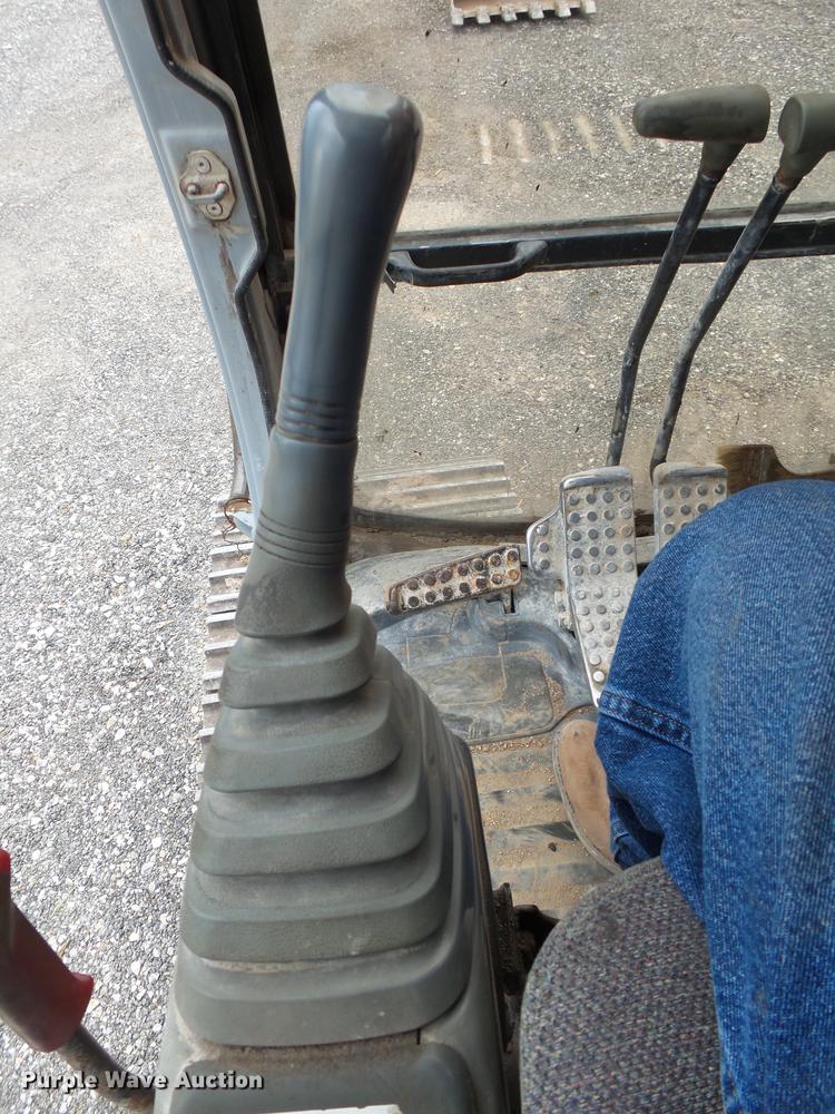 image for item DE3684 2000 Hitachi EX330LC excavator