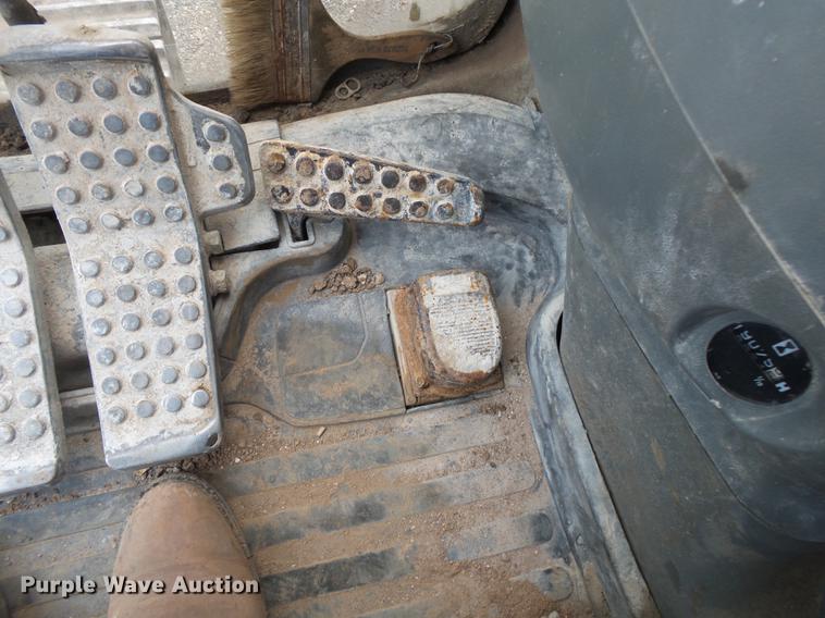 image for item DE3684 2000 Hitachi EX330LC excavator