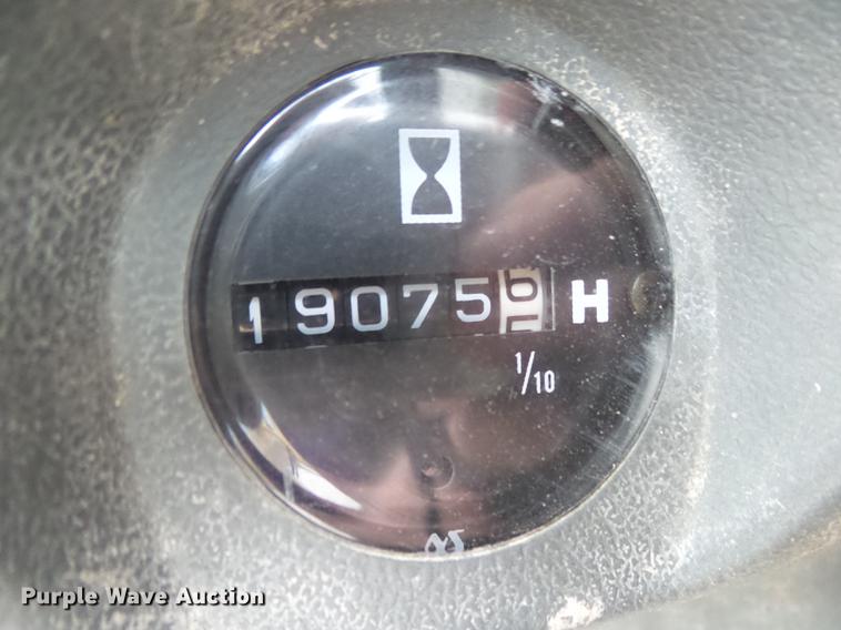 image for item DE3684 2000 Hitachi EX330LC excavator