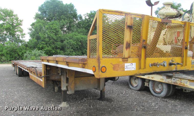 image for item DE3685 1997 Ledwell HT48102 drop deck equipment trailer