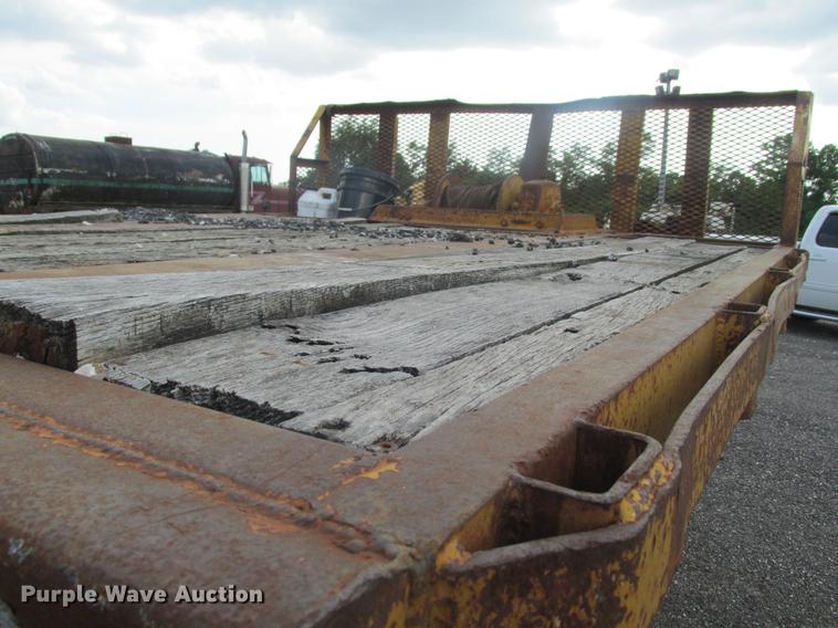image for item DE3685 1997 Ledwell HT48102 drop deck equipment trailer