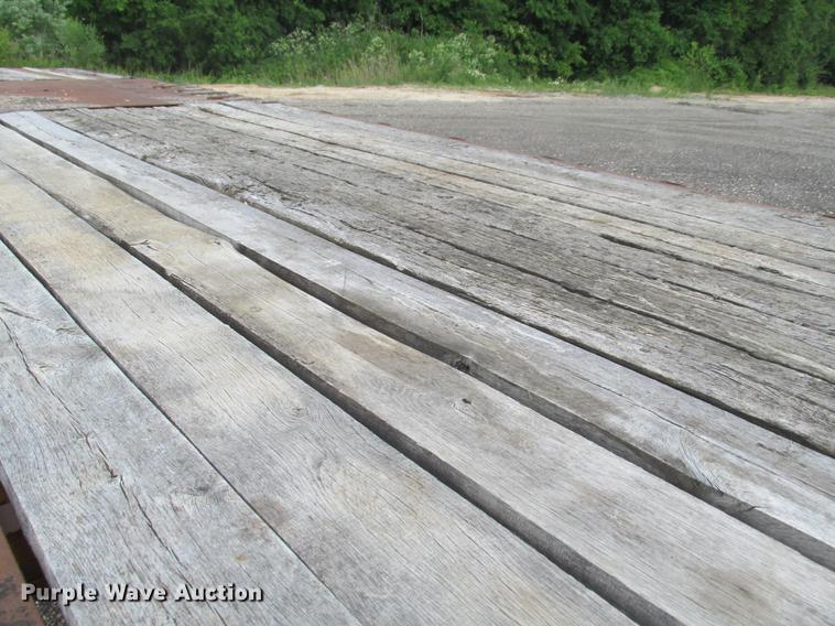 image for item DE3685 1997 Ledwell HT48102 drop deck equipment trailer