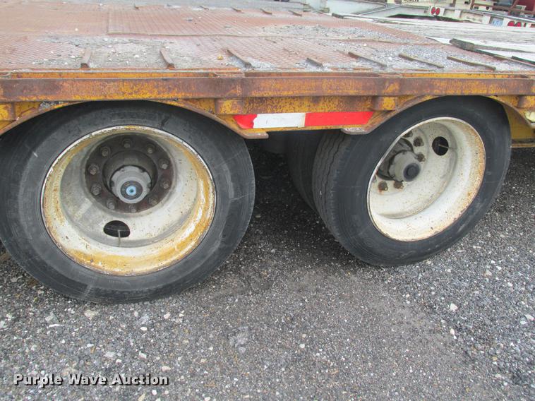image for item DE3685 1997 Ledwell HT48102 drop deck equipment trailer