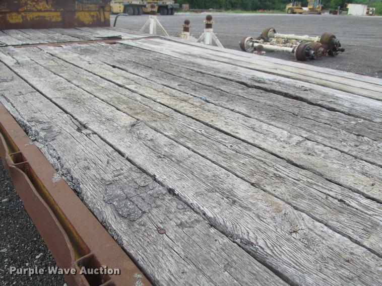 image for item DE3685 1997 Ledwell HT48102 drop deck equipment trailer